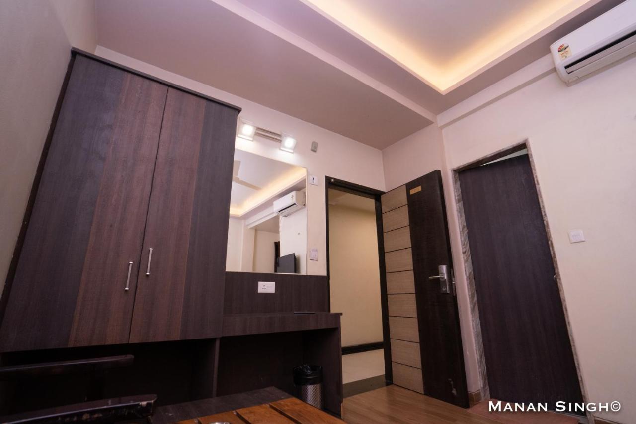 โฮเต็ล เดอะ สมาร์ท Hotel จาบัลปูร์ ภายนอก รูปภาพ