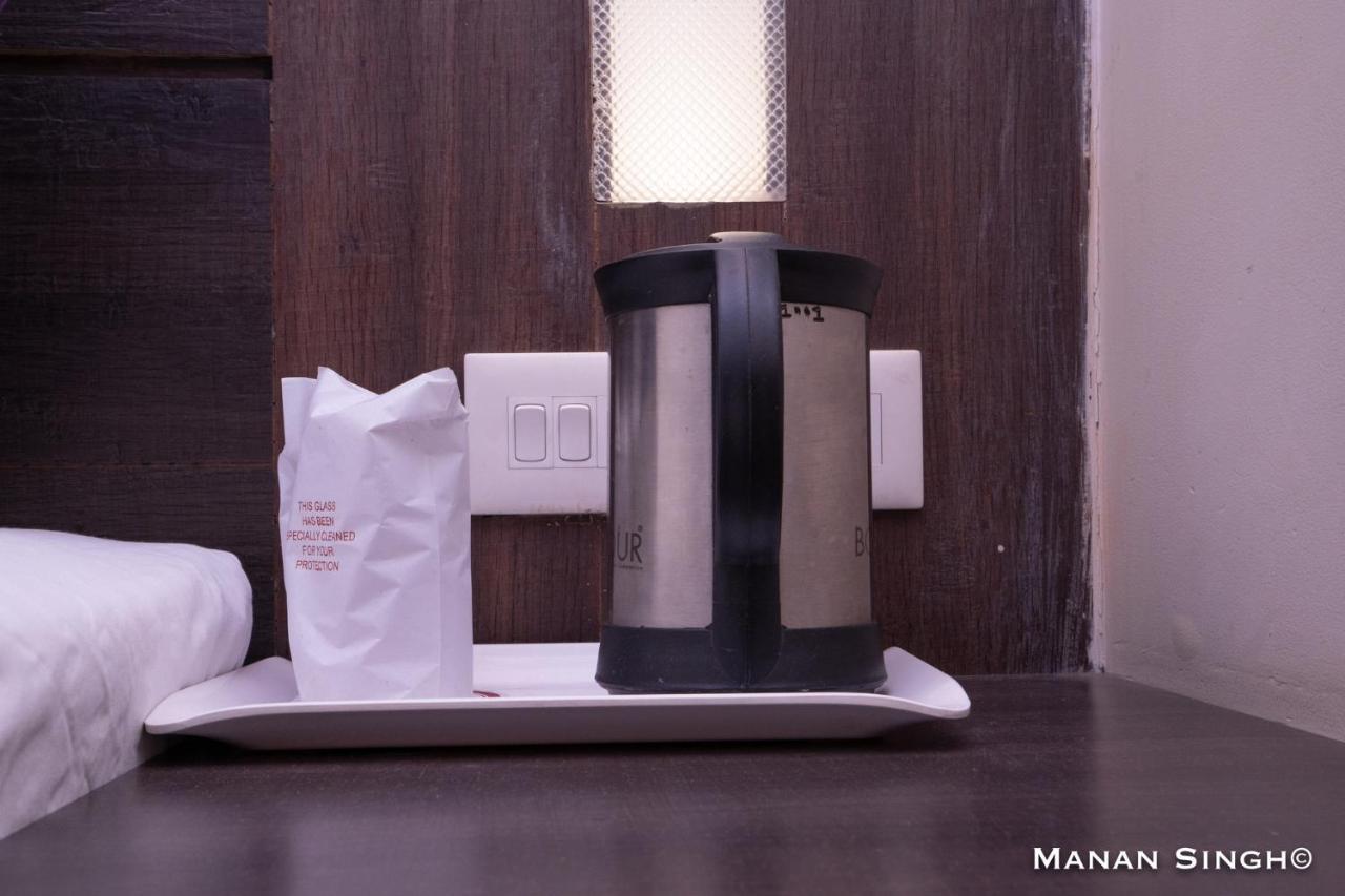 โฮเต็ล เดอะ สมาร์ท Hotel จาบัลปูร์ ภายนอก รูปภาพ