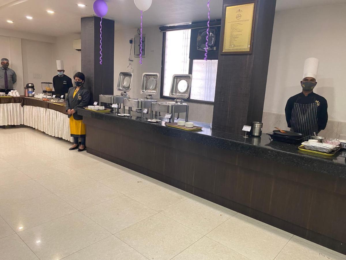 โฮเต็ล เดอะ สมาร์ท Hotel จาบัลปูร์ ภายนอก รูปภาพ